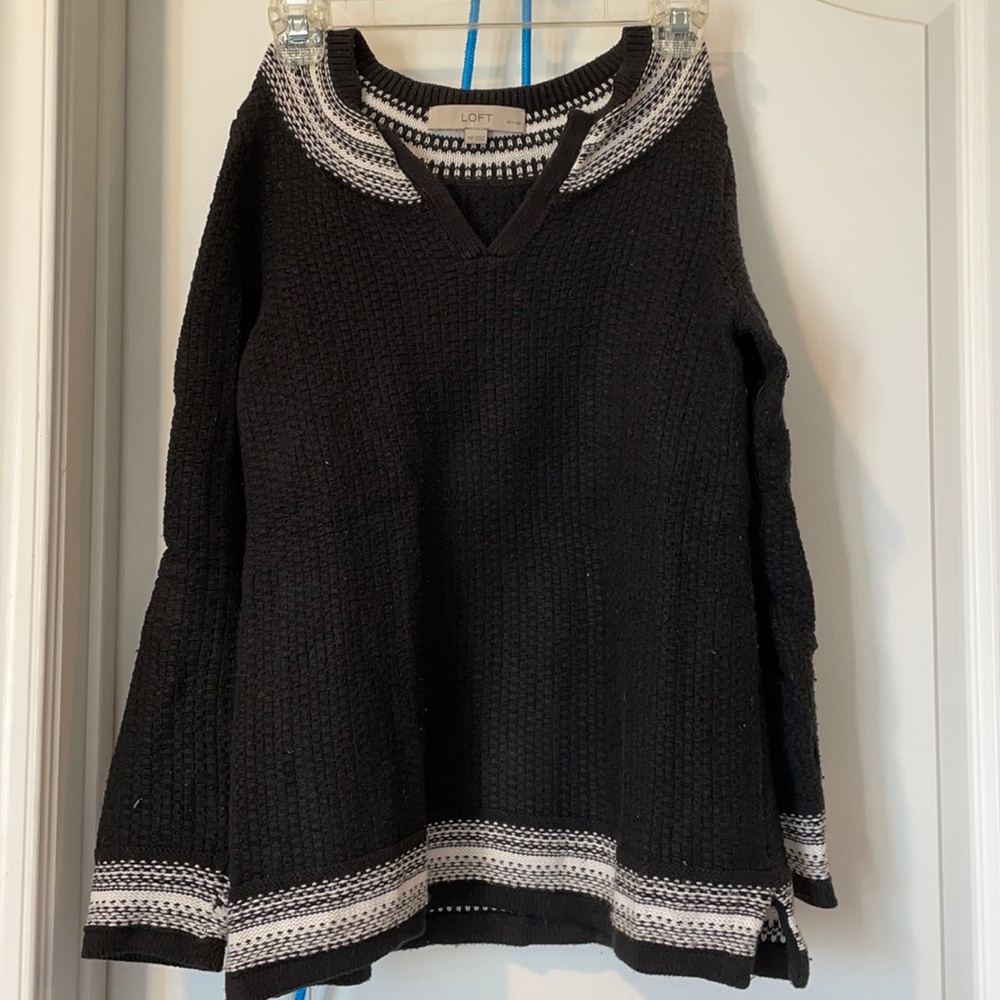 LOFT WINTER SWEATER